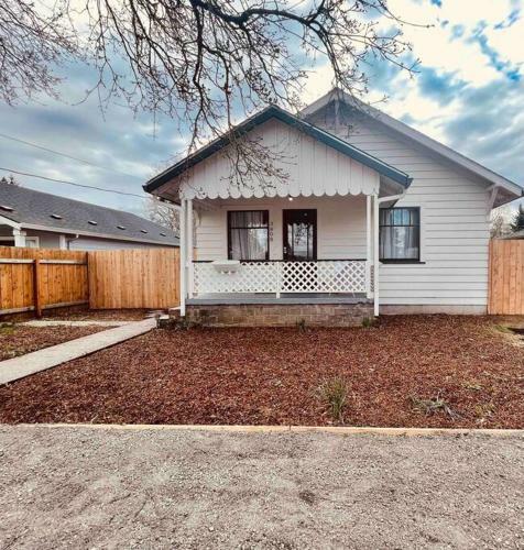 Apartamento Cute And Cozy 2-br Bungalow Near Everything!
