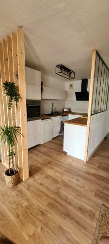 Apartamento Appartement Avec Terrasse, Parking Et Proche Tramway