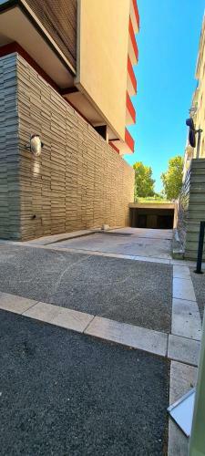 Apartamento Appartement Avec Terrasse, Parking Et Proche Tramway