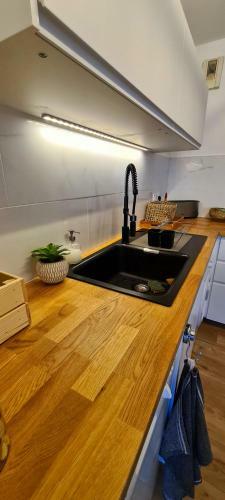 Apartamento Appartement Avec Terrasse, Parking Et Proche Tramway