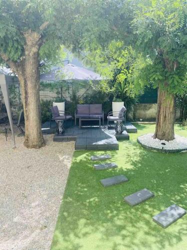 Belle Villa � 5 Mn Du Centre Avec Grd Jaccuzy