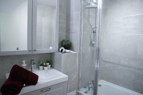 Apartamento L'explorateur, Proche Axe Autoroute, 3chambres � Coucher
