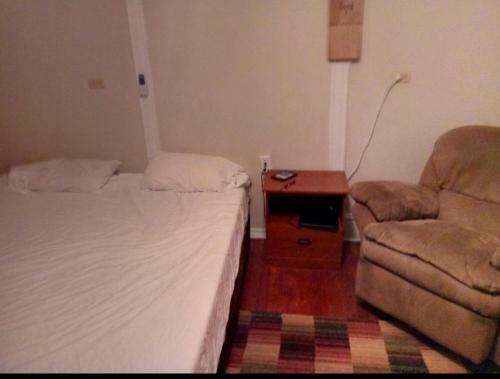 Victoria Updated Rustic Duplex Apartment