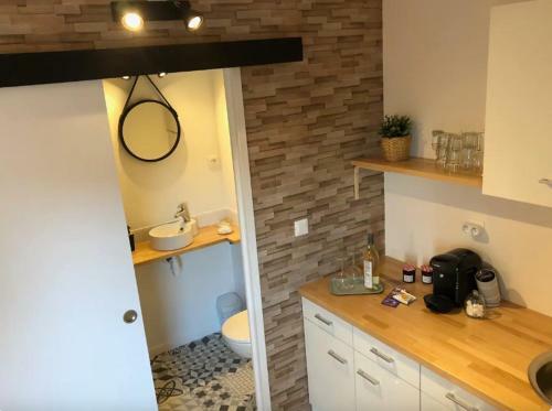 Apartamento Cosychic Flat Near The Castel And Train Station