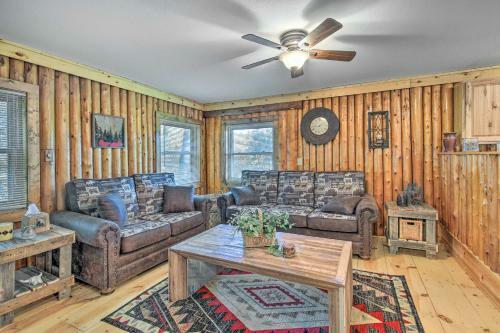 Lakefront Tomahawk Cabin With Boat Dock And Deck