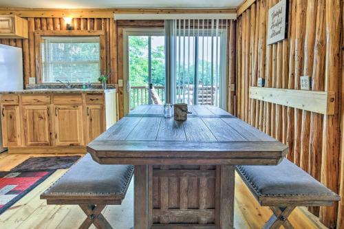 Lakefront Tomahawk Cabin With Boat Dock And Deck