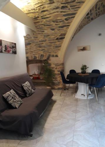 Apartamento Hyper Centre, Proche Des Monuments Romains, Parking Gratuit, Au Calme