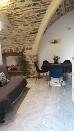 Apartamento Hyper Centre, Proche Des Monuments Romains, Parking Gratuit, Au Calme