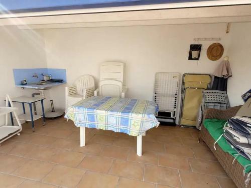 Charming Holiday Home In Notre-dame-de-monts With Pool