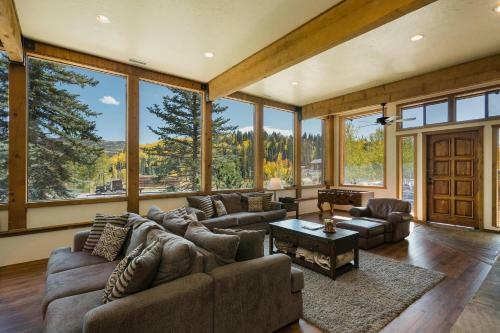49617 Hwy 550 - Inn 3 Bed Listing