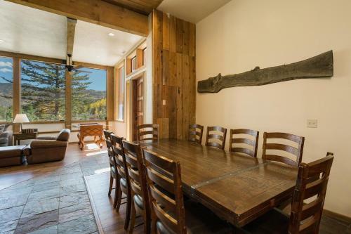 49617 Hwy 550 - Inn 3 Bed Listing