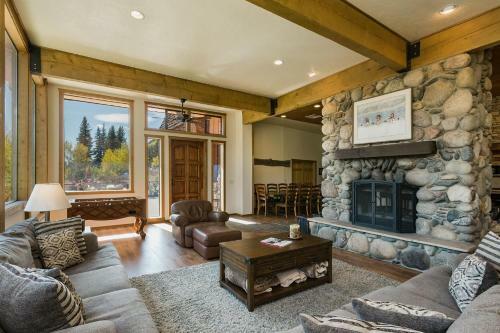 49617 Hwy 550 - Inn 3 Bed Listing