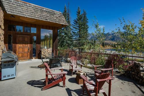 49617 Hwy 550 - Inn 3 Bed Listing