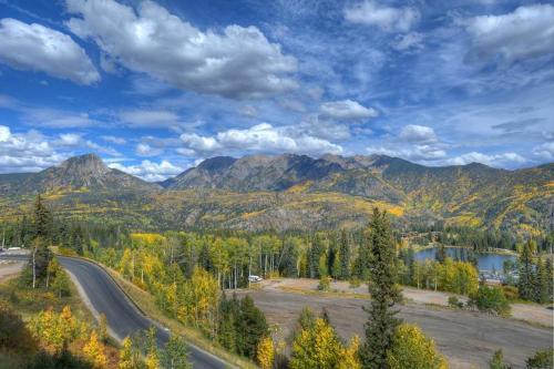 Peregrine Point 204