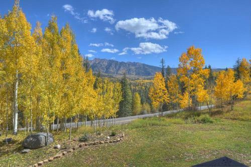 Cascade Village 329