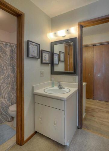 2 Br Purgatory Townhome #101