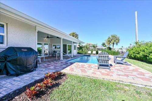 Buttonwd 813 - Buttonwood Home