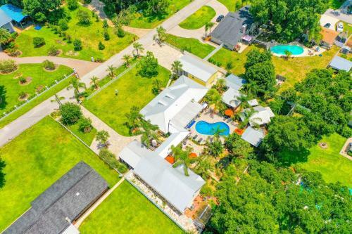 Resort Style Villa Near St Johns River Main House