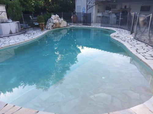 Bed & Breakfast La L�zardi�re