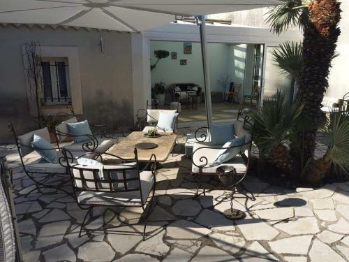 Bed & Breakfast La L�zardi�re