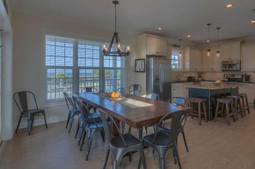 Veranda Views By Pristine Properties