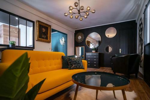 Apartamento Au Palais Des Pyr�n�es! Hyper Centre -clim-balcon-parking Gratuit