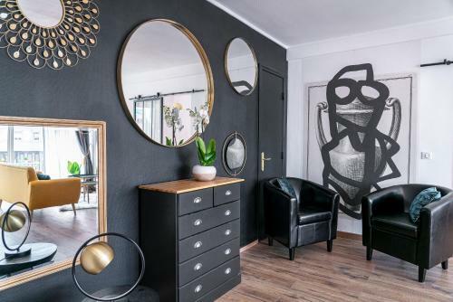 Apartamento Au Palais Des Pyr�n�es! Hyper Centre -clim-balcon-parking Gratuit