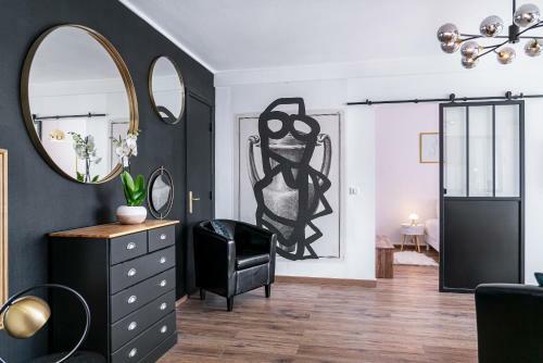 Apartamento Au Palais Des Pyr�n�es! Hyper Centre -clim-balcon-parking Gratuit