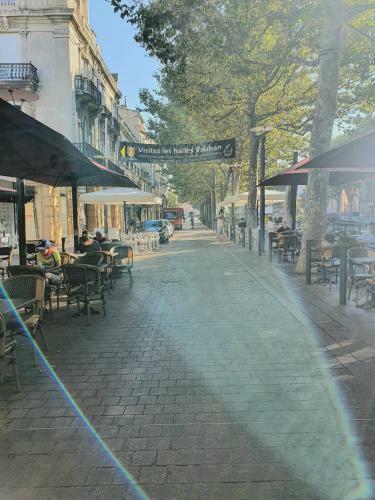 Superbe B�tisse de Caract�re, Coeur de Ville