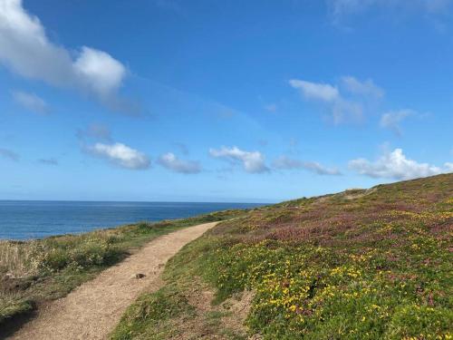 Face � L'oc�an, Bretagne Authentique � Pors-poulhan