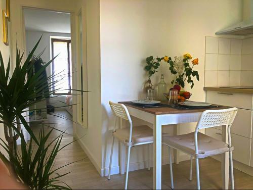 Reims : Recently Refurbished Apartment Close To Town Center