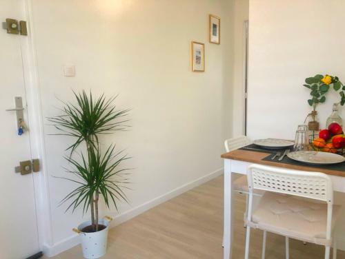 Reims : Recently Refurbished Apartment Close To Town Center