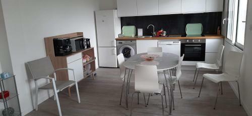 Maison Ville Agr�able