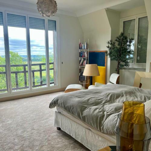 Villa Avec Vue Et Piscine � Moins D'1h de Paris