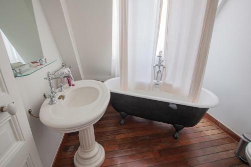 Villa Avec Vue Et Piscine � Moins D'1h de Paris