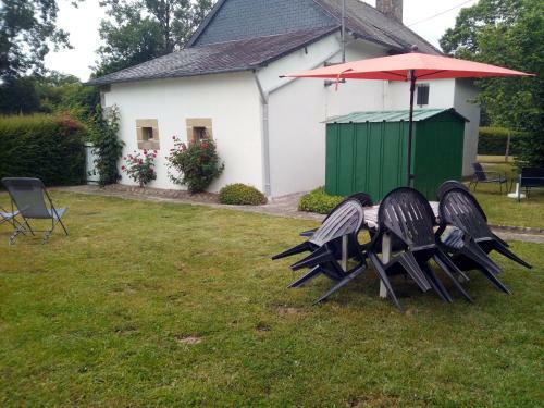 Maison De L?�cluse