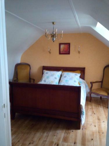 Maison De L?�cluse