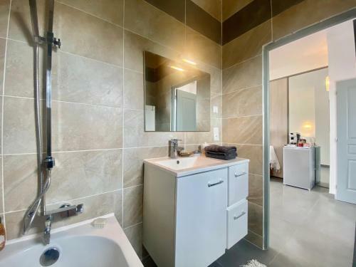 Guest-house de L?amandier - Vue Cit� M�di�vale