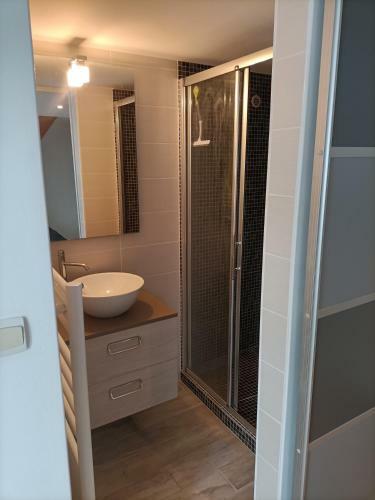 Apartamento Superbe Appartement Dans R�sidence Avec Jacuzzi