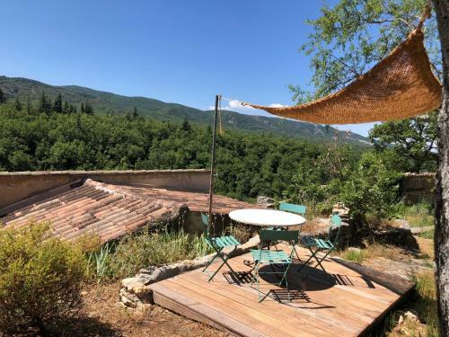 Apartamento Logement Calme Avec Vue Sur Le Luberon