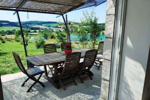 Apartamento G�te Quercy Blanc Jolie Vue - Balades � Cheval
