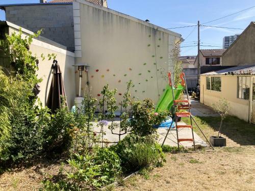 Maison de 2 Chambres Avec Jardin Clos A Saint Denis