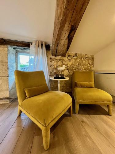 Hostal La Maison Du Clocher