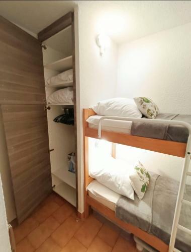 Apartamento Studio Bord de Mer, Terrasse Vue Mer, Piscine