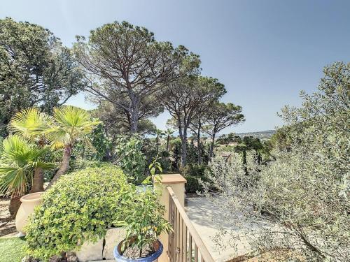 Villa Rental With Swimming Pool In Sainte-maxime