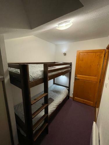 Apartamento 3 Habitaciones Con Parking Y Piscina