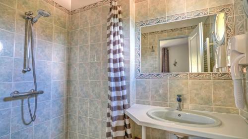 Bed & Breakfast La Garrigue Des Orjouliers