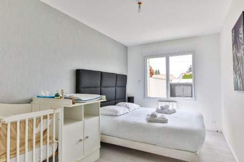 Jolie Maison � Saint Jean de Monts Avec Piscine