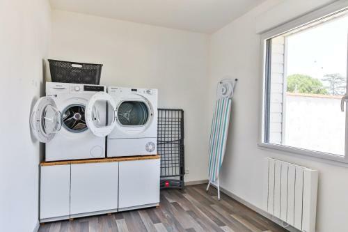 Jolie Maison � Saint Jean de Monts Avec Piscine