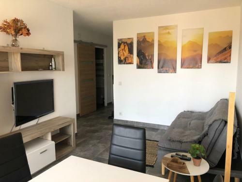 Apartamento Superbe T2 Traversant *parking & Piscine*